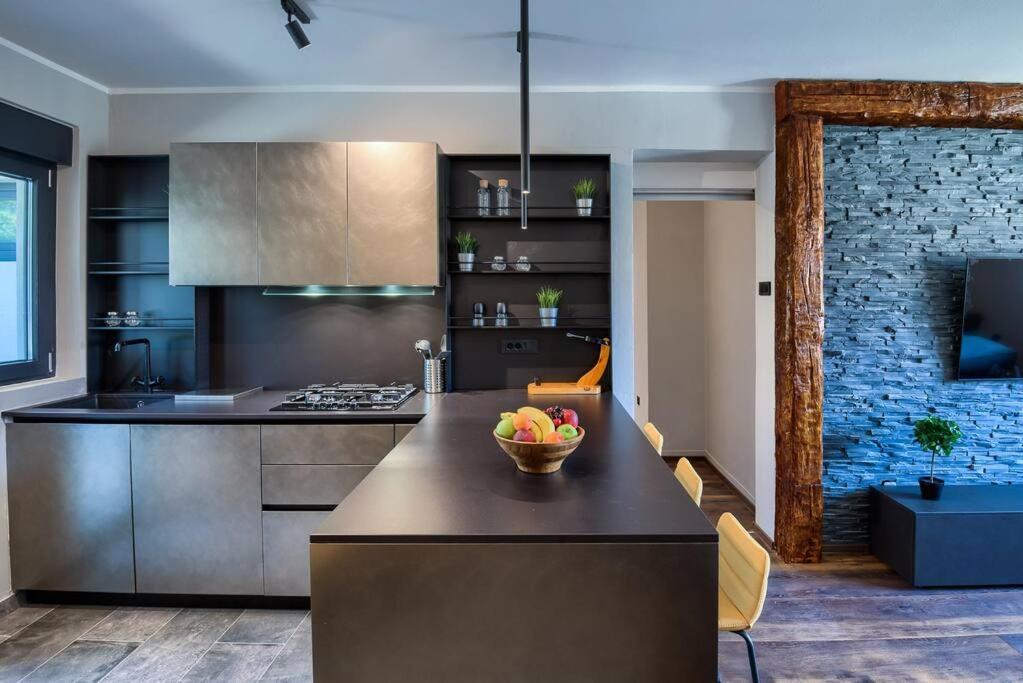 Apartment Piantina 2 S Besplatnim Parkingom *